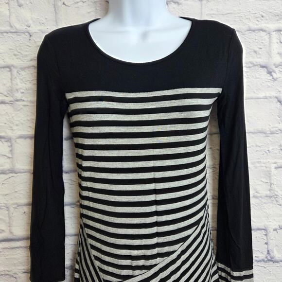 🌼41 Hawthorn Womens Top Size XS Long Sleeve Crew Neck Stripes Black Gray🌼 - Picture 4 of 11